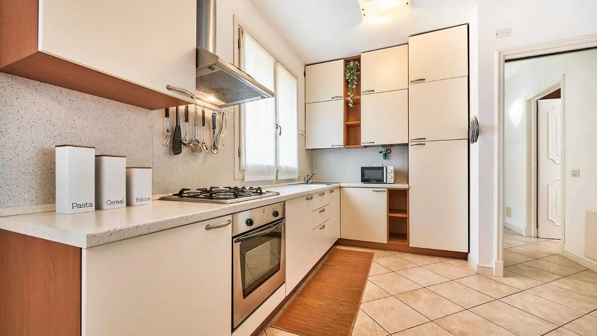 Jesolo Pines Beach House - Host Solution Italy