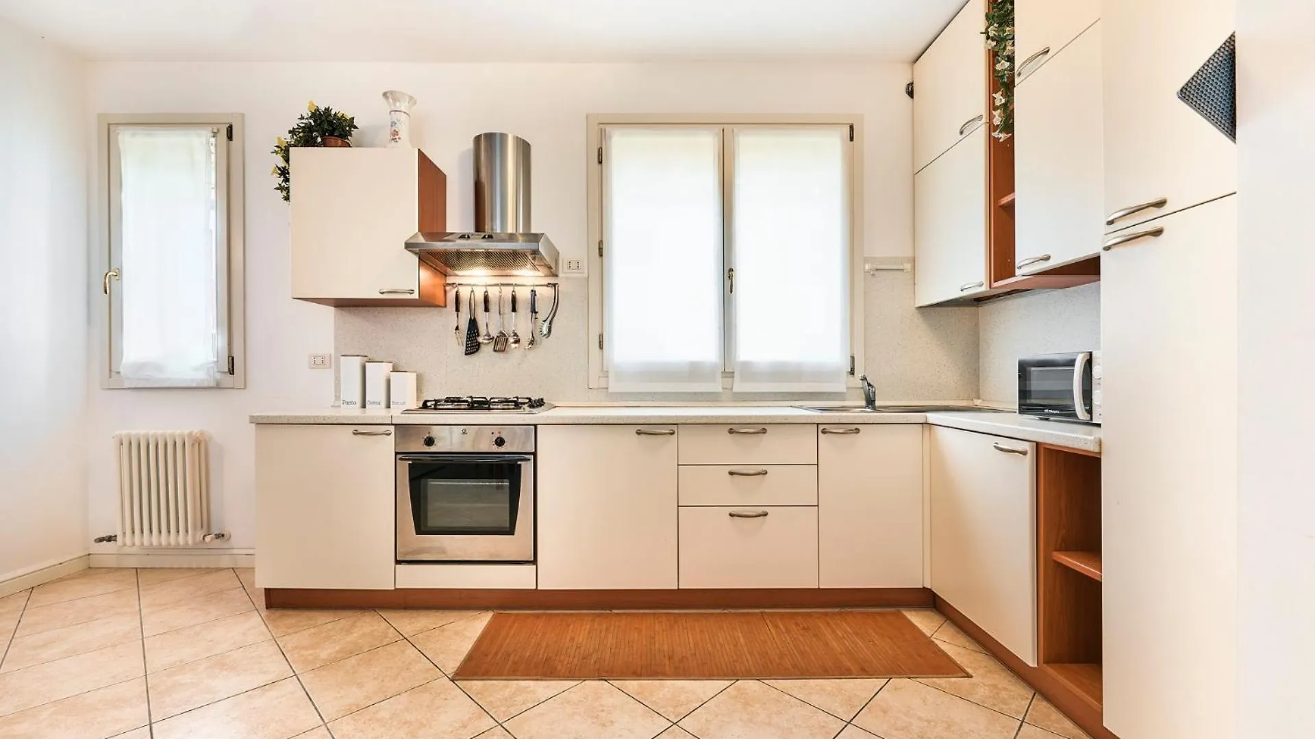 Jesolo Pines Beach House - Host Solution 0*, Lido di Jesolo